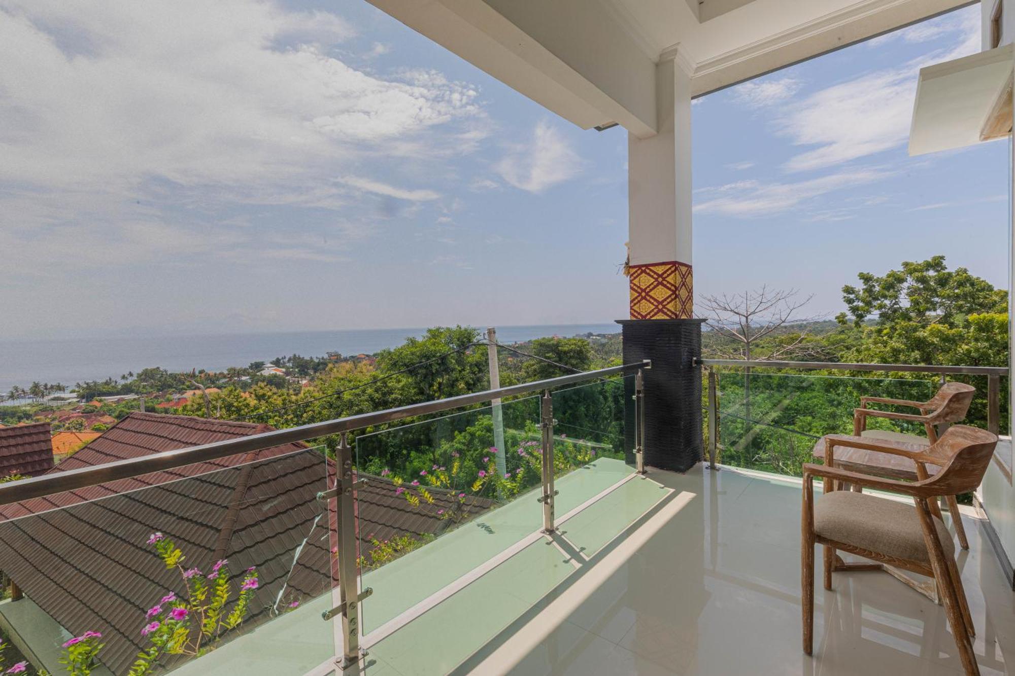 D'Arya Sea View Hotel Batununggul Luaran gambar