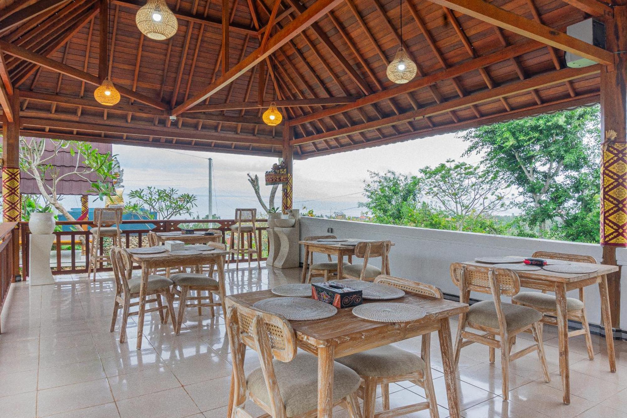 D'Arya Sea View Hotel Batununggul Luaran gambar